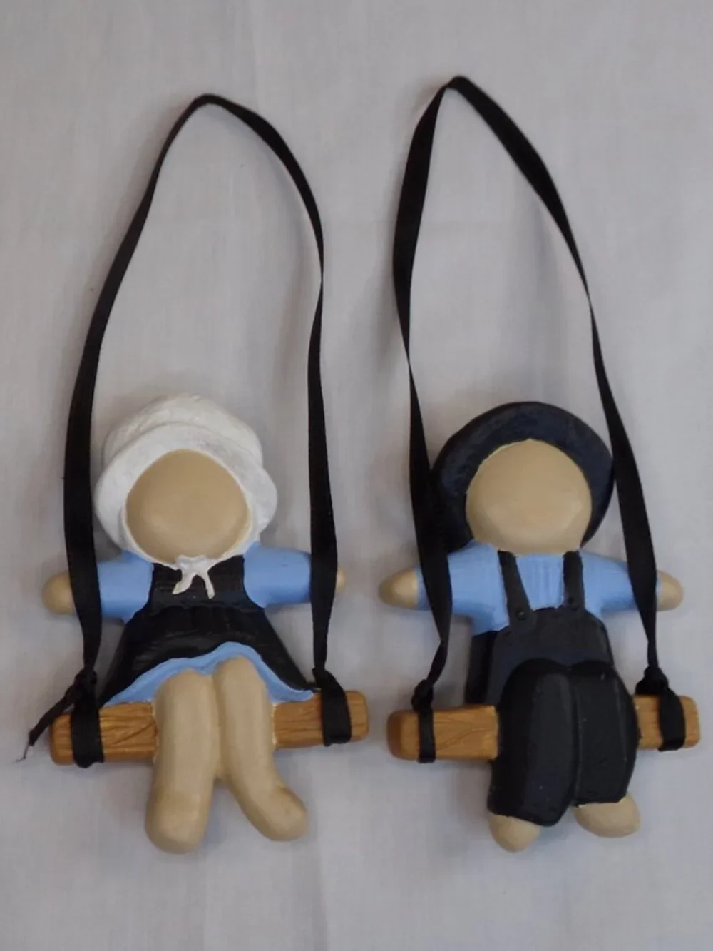 N/A amish hanging